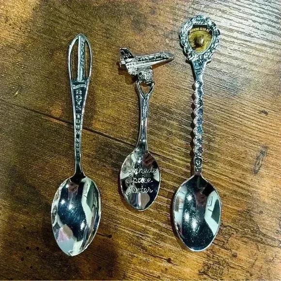 Souvenir Collector Spoons 3 Pieces Boys Town Kennedy Space Station Watkins Glenn - Picture 1 of 6